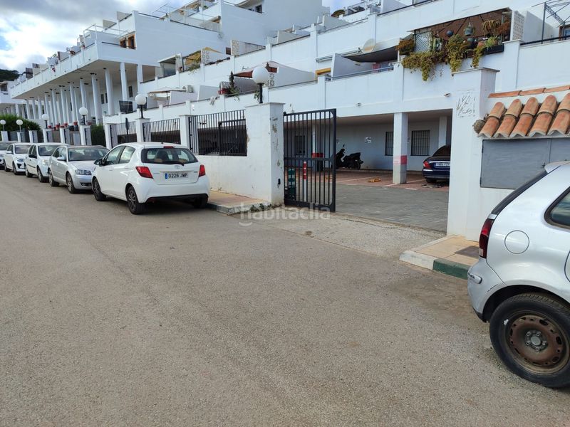 Foto 591d5cb1-08b6-48f4-b650-36ddc4109518. Dúplex a calle sidney 239 a altos de Estepona Estepona