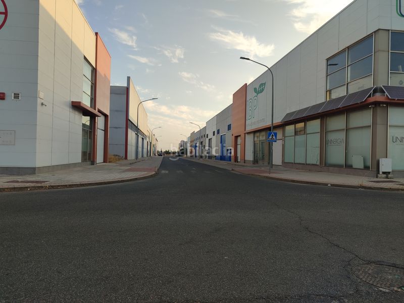 Foto ae77d1cf-94d9-4205-8048-4d38ae67c15b. Capannone industriale in Pedanías Norte Utrera