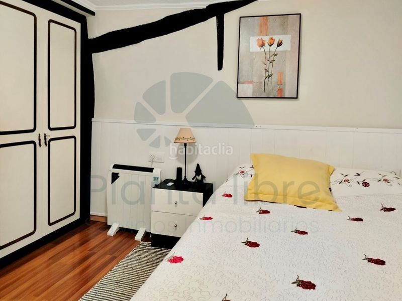 Foto c29ef299-80a2-4147-99a2-6be1c737ce75. Casa adossada a Fuenmayor