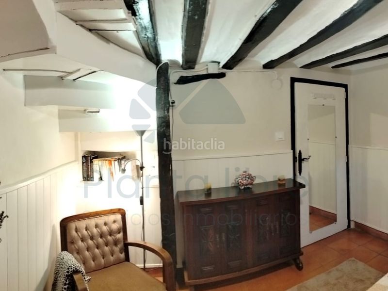 Foto f103448e-fdb9-4938-a2cb-be8513dd4f07. Casa adossada a Fuenmayor