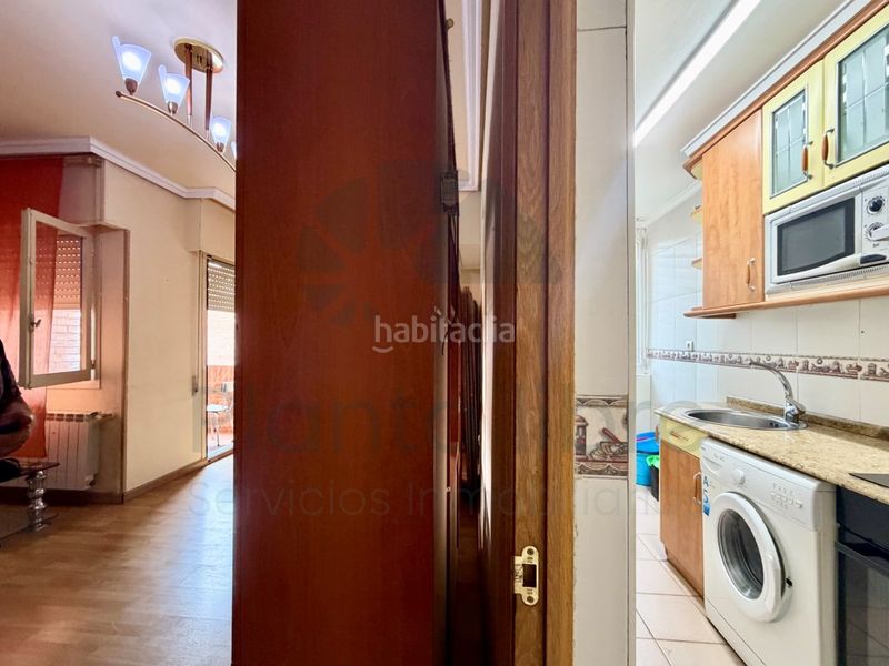 Foto 4d8f2d8e-e572-4756-8c87-a3907035ef7c. Apartament amb calefacció a Residencia Logroño
