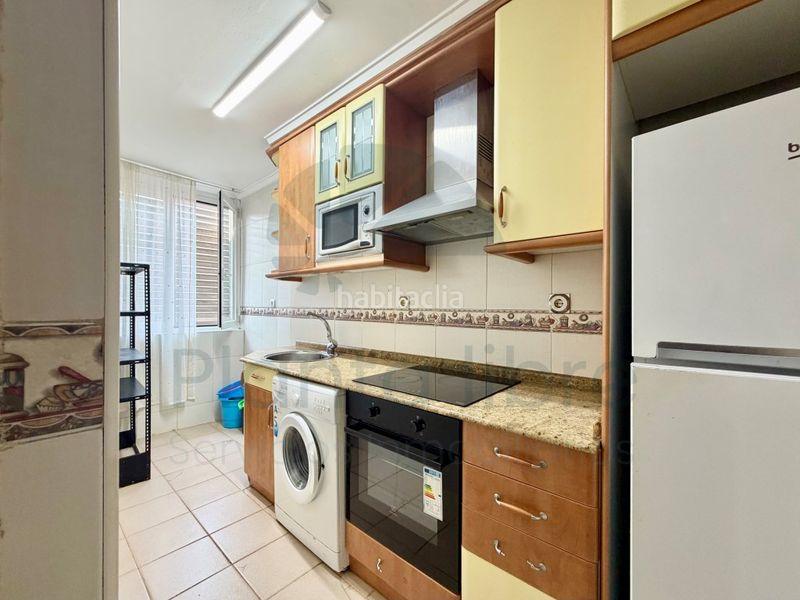 Foto 8e7fa885-6a93-4739-9d7f-493b4a861606. Apartament amb calefacció a Residencia Logroño