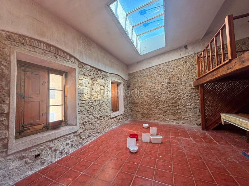 Foto e99180a5-cd10-4615-9822-04332f9f5509. Edificio oportunidad inversion unica edificio reformar en Palafrugell