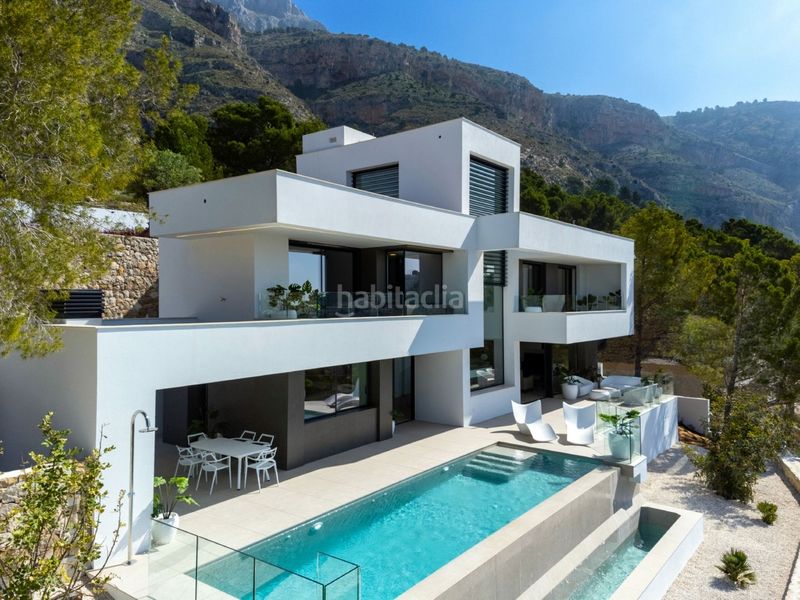 Foto f38c72dd-3b10-44e9-8eda-a337f7a054e9. Chalet con riscaldamento parcheggio piscina in Altea ciudad Altea