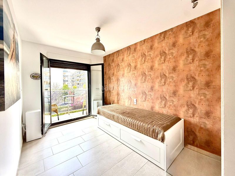 Foto d75a8e44-c9fa-4150-9330-879e4b7a8661. Apartament amb calefacció aparcament piscina a El Puerto Dénia