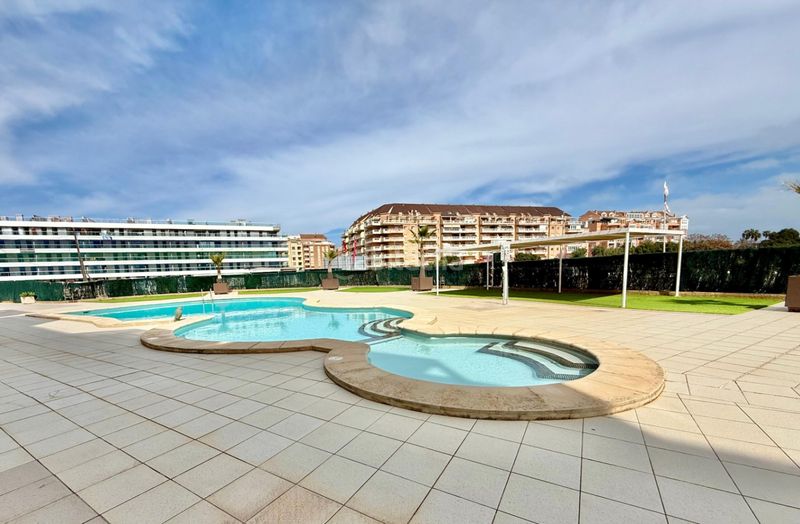 Foto 524396b9-0e47-4d93-9daa-a18107221406. Apartament amb calefacció aparcament piscina a El Puerto Dénia
