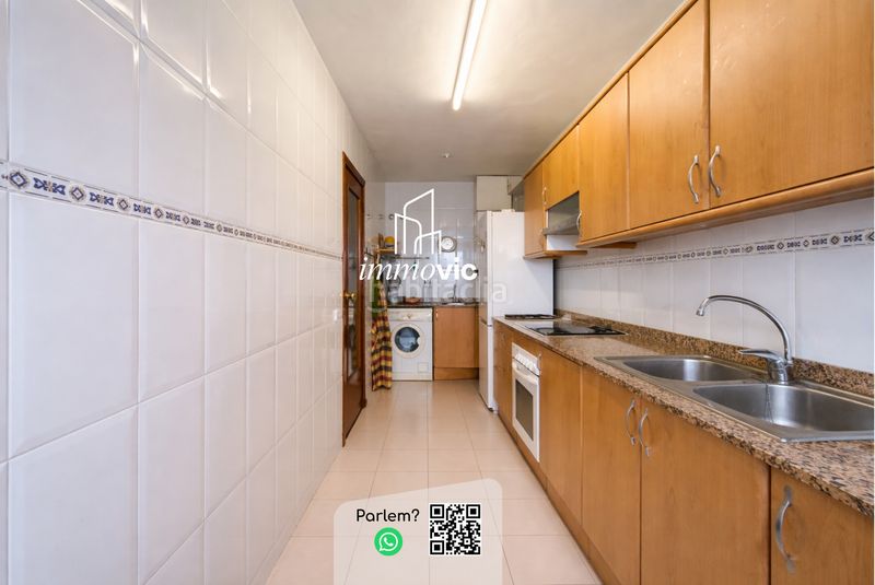 Foto e1c12a37-55a5-47ca-99cf-1ad9a4bf4c83. Pis amb calefacció aparcament a Estadi-Santa Anna Vic