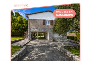 Chalet  Carrer pedraforca. Espai, llum i tranquil·litat a calders