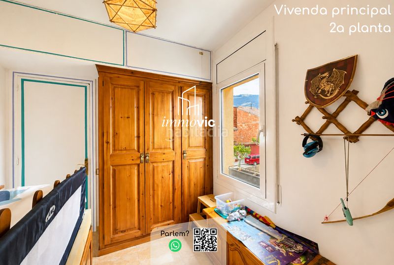 Foto dae85788-e882-4910-a658-ef413be81ff3. Xalet amb xemeneia calefacció aparcament a Centelles