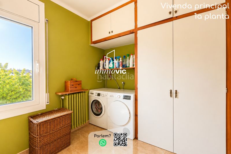 Foto db058b5b-01ec-41e4-a564-93092d853922. Xalet amb xemeneia calefacció aparcament a Centelles