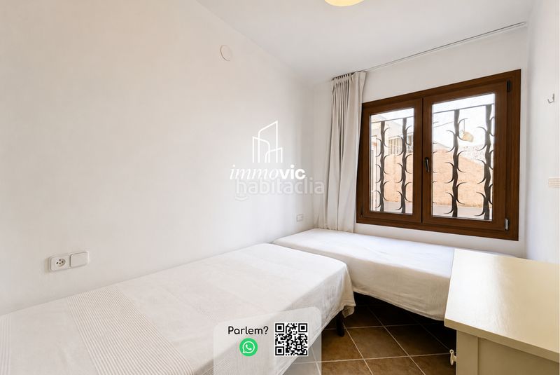 Foto 45a1fc90-a269-4c53-86d0-bab5e02521d4. Casa adossada amb xemeneia calefacció piscina a l´Estartit poble Estartit