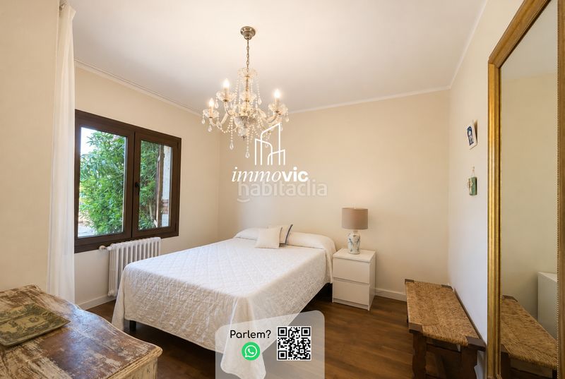 Foto a7ddc7f8-08a0-439c-b51b-772b9680d81a. Casa adossada amb xemeneia calefacció piscina a l´Estartit poble Estartit