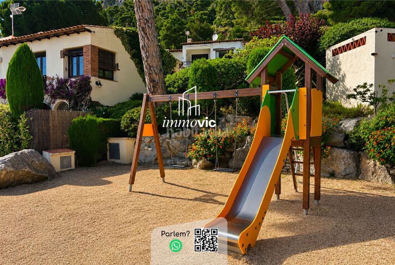 Foto d5510de3-0cb4-4148-adb7-d1011fbd16f3. Casa adossada amb xemeneia calefacció piscina a l´Estartit poble Estartit