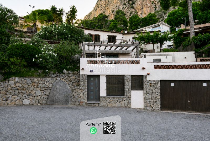Foto f3bbbabf-9187-494a-bb86-426c0227ae69. Casa adossada amb xemeneia calefacció piscina a l´Estartit poble Estartit