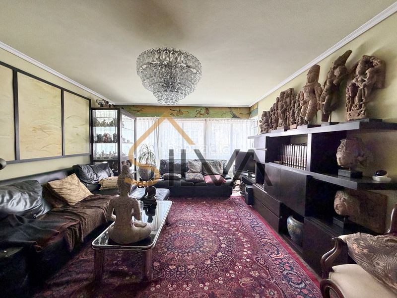 Foto a4fe4098-49e8-430f-a9ba-c4025824df62. Piso en rúa betanzos 78 desde inmobiliaria silva te presentamos una vivienda de alto nivel situada en plena plaza de lugo en Coruña (A)