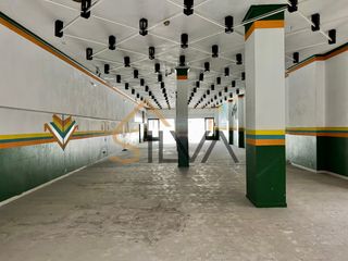 Locale commerciale en R�a montevideo 32. Nmobiliaria silva presenta � gran bajo comercial de 400 m� en r�