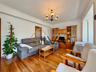 Appartement  Rua serra gañidoira 1. Inmobiliaria silva presenta -  amplio y luminoso piso situado en