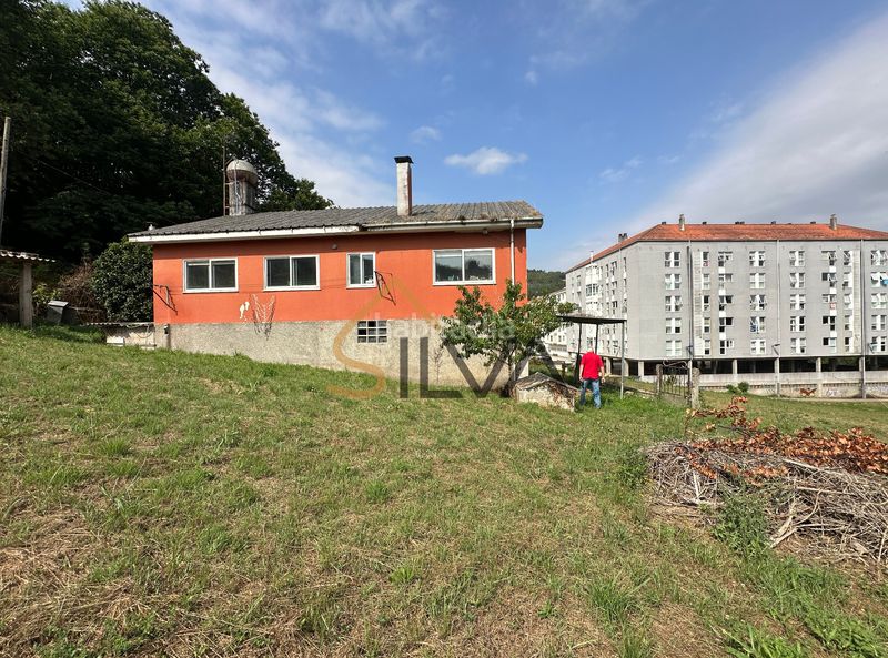 Foto 4edaac4c-ed99-49ab-b106-195480a616b3. House in rúa fonte da balsa 3 in Vilaboa Sur Culleredo