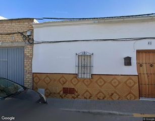 Appartamento in Cl cristobal colon 102. Vivienda en venta en lantejuela