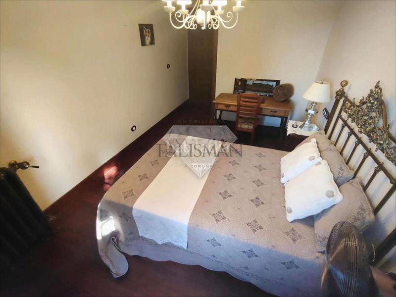 Foto 054891b2-5748-4397-a6fb-aad5923fc839. Xalet amb calefacció aparcament a Curtis