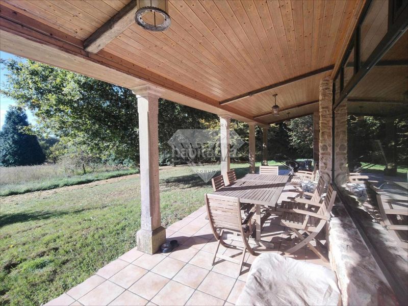 Foto 0d58f342-e604-413e-b877-59a7e9b30e0c. Xalet amb calefacció aparcament a Curtis