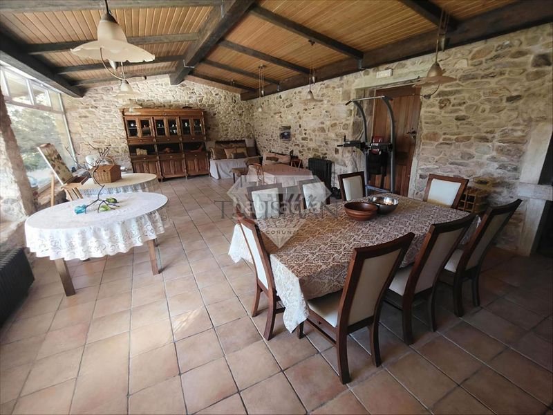 Foto 2b191f27-8292-46d1-b309-66185a0688b6. Xalet amb calefacció aparcament a Curtis