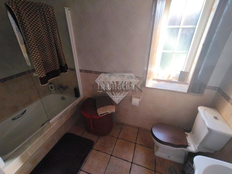 Foto 6cf0da29-ae95-4795-ba7c-a28c7ed28f7e. Xalet amb calefacció aparcament a Curtis