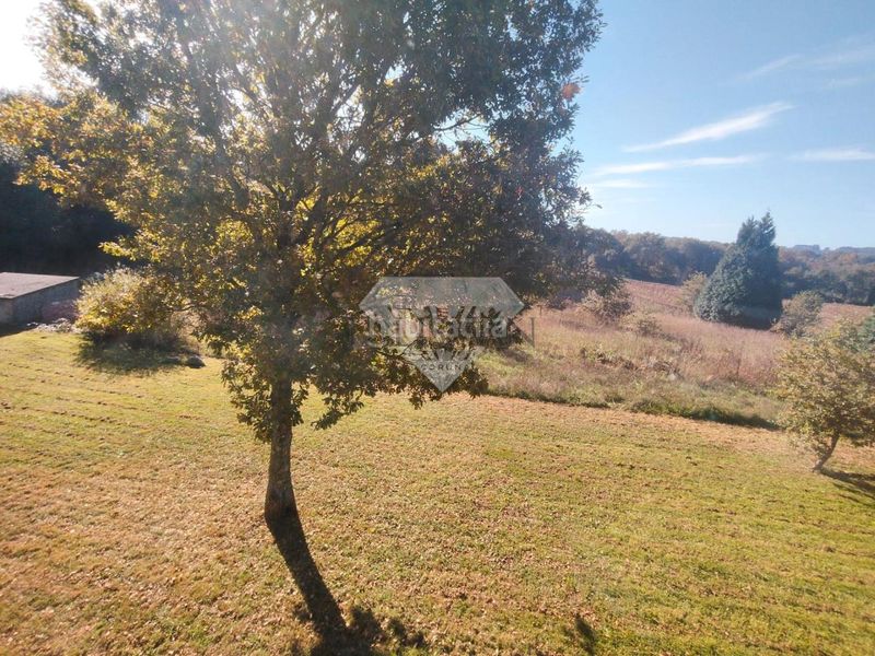 Foto b7bd286a-b6d7-4bd1-af3a-81dfb938cfb6. Xalet amb calefacció aparcament a Curtis