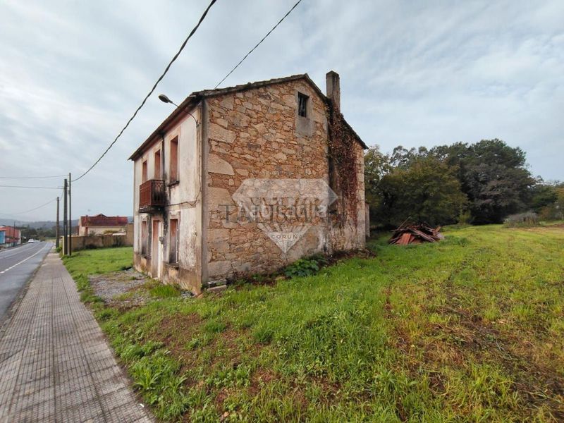 Foto 124e2127-5b1e-4399-841d-43f28a59172c. Xalet amb calefacció a Outes