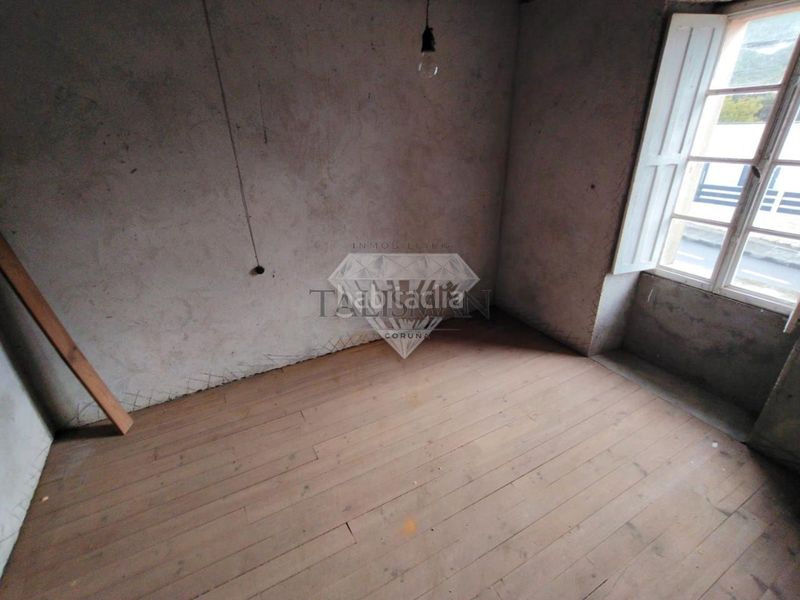 Foto 3551ca2f-f5e3-4e4c-953b-766f266abc04. Xalet amb calefacció a Outes