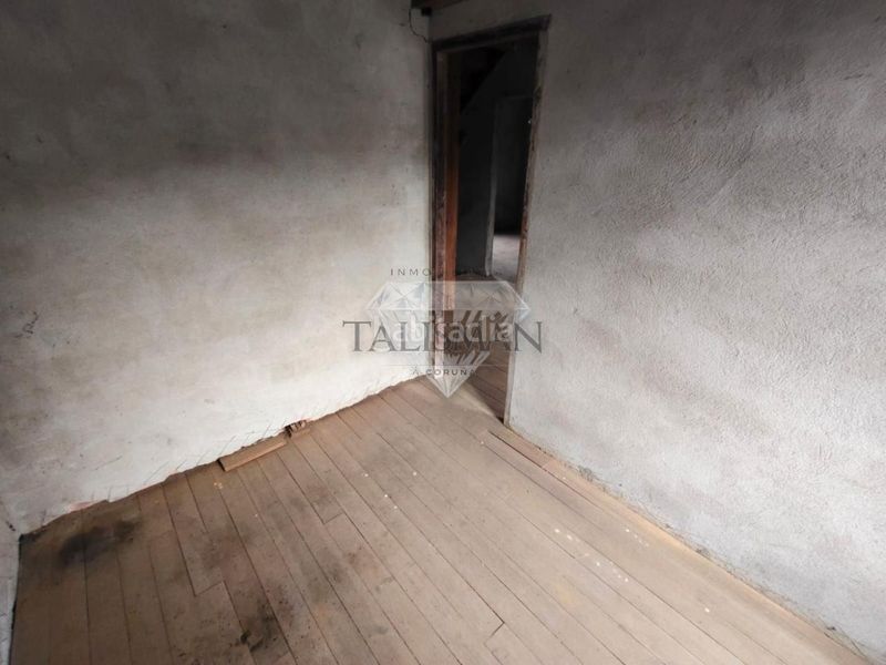 Foto 47461dbd-d6aa-4199-8865-9ce9b17d2254. Xalet amb calefacció a Outes