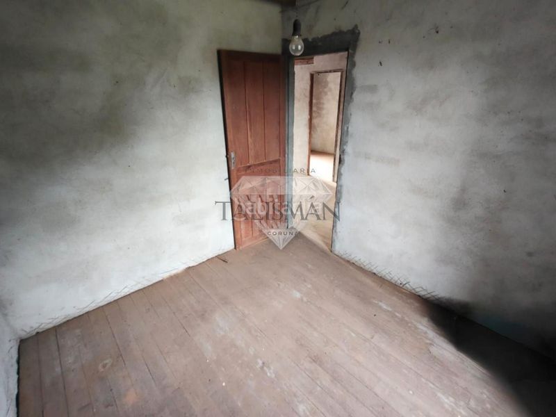 Foto cb03a84a-3af7-42ce-a106-ea9e6b57e0a9. Xalet amb calefacció a Outes