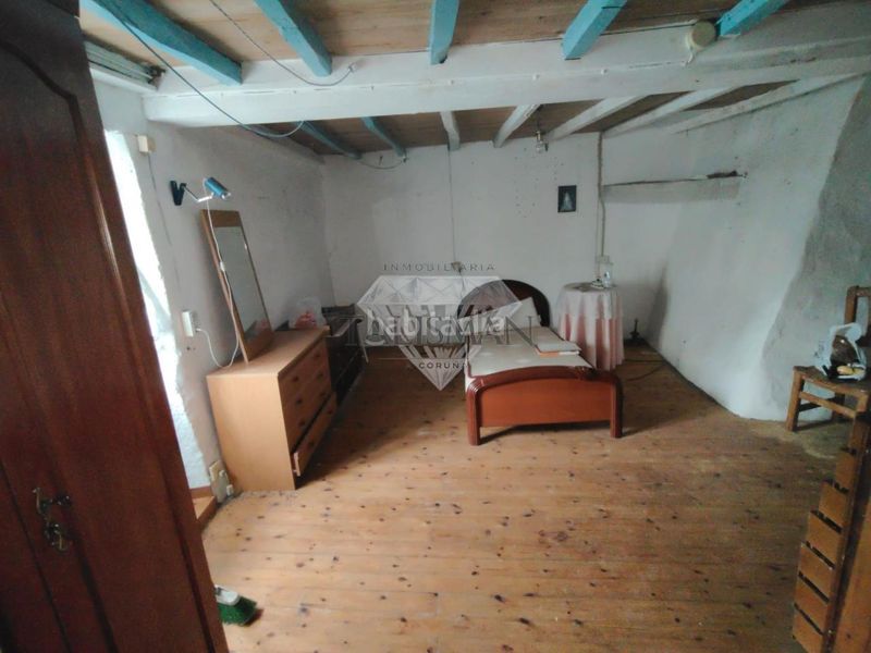 Foto efd43921-3a52-4382-83bf-98658e67a800. Casa adossada amb calefacció a Arteixo pueblo Arteixo