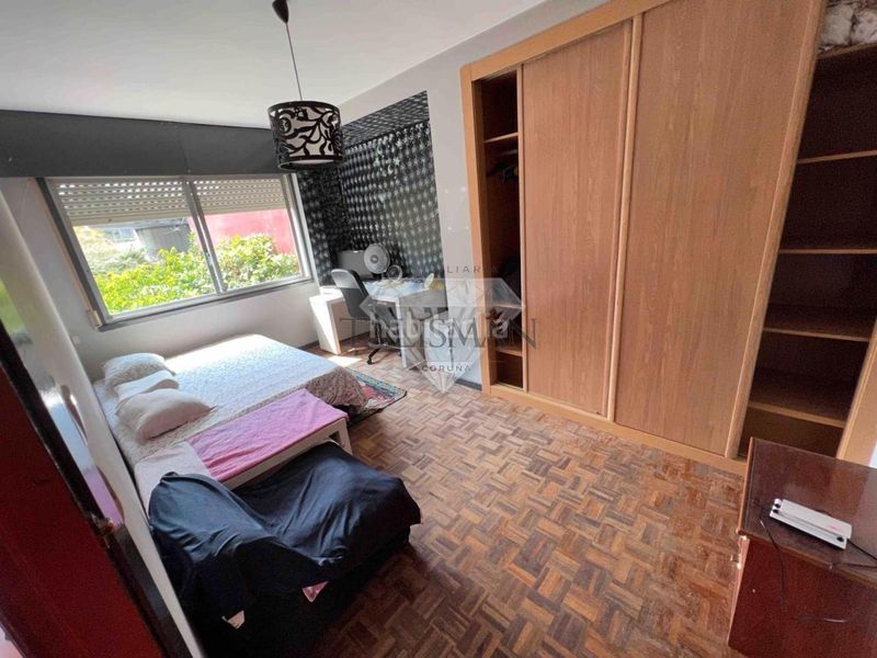Foto 085994e9-4a23-435b-a237-c6f188394ad1. Chalet mit heizung in Eirís Coruña (A)