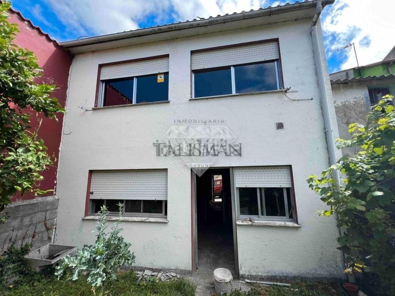 Foto 811eb954-9a02-49c8-ad94-bc4dbb132456. Chalet with heating in Eirís Coruña (A)