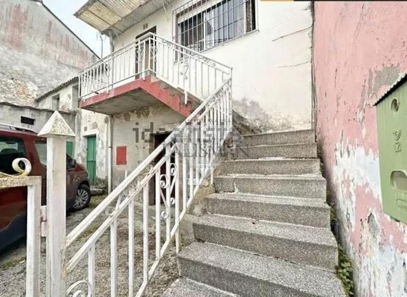 Foto d40e589b-bace-4cd9-8062-77046fe55cf6. Xalet amb calefacció a Eirís Coruña (A)