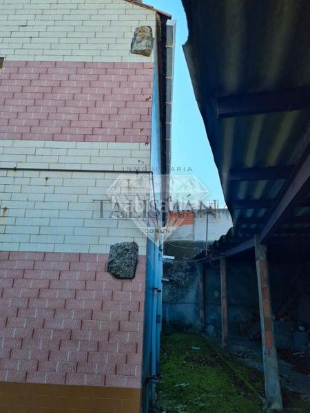 Foto 35804127-ce17-405f-a5bd-4e7890c305c0. Xalet amb calefacció aparcament a Pastoriza Arteixo