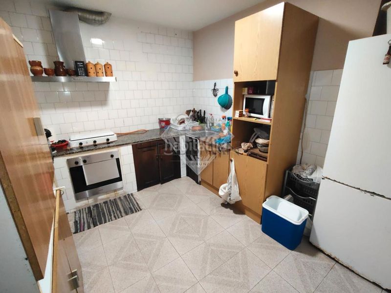 Foto 8c5bebee-9dcf-457f-b63d-64b7813185dc. Casa a schiera con riscaldamento in Noia