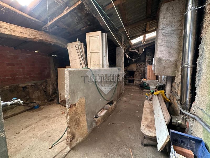 Foto 40efb125-a5b8-4589-a93e-1acfb0819580. Casa amb aparcament a Agolada