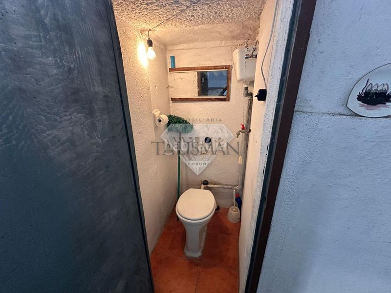 Foto 5a5cb68a-3252-4ed3-9235-00b570758ac5. Casa amb aparcament a Agolada