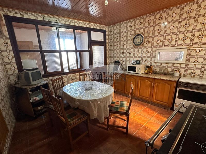Foto e181e1c4-a8ca-4ee5-88ab-08915a9a0285. Casa amb aparcament a Agolada