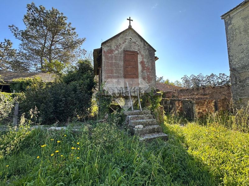Foto 77eb9127-9e13-49fb-ad0c-b52b90616660. Country house in Vilanova de Arousa