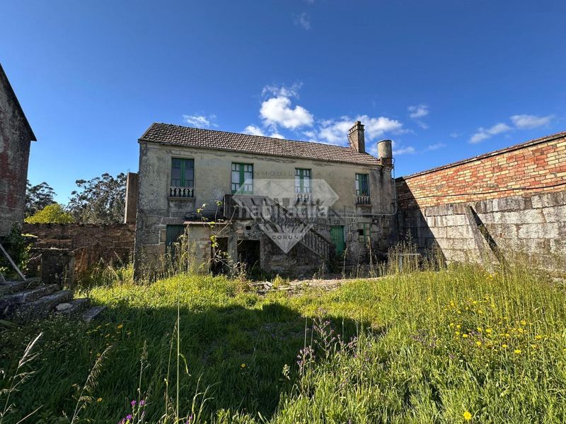 Foto f7da4d8a-f051-4493-aa20-9fa85b961a4c. Country house in Vilanova de Arousa
