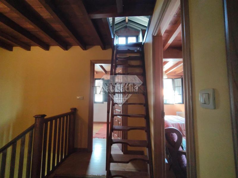 Foto ef435e3d-ba75-4ed6-8607-70d8202bcbdc. Chalet en Cedeira