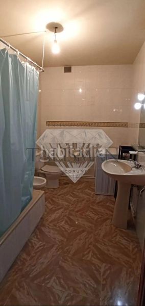 Foto b56c782b-6065-40e1-8a5d-8a642574b690. Alquiler piso en Vila de Cruces