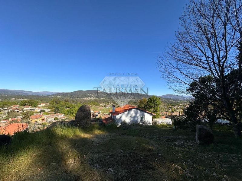 Foto 3d87d76f-02aa-4c08-a0ce-c5b2371df7a1. Chalet en Ponteareas