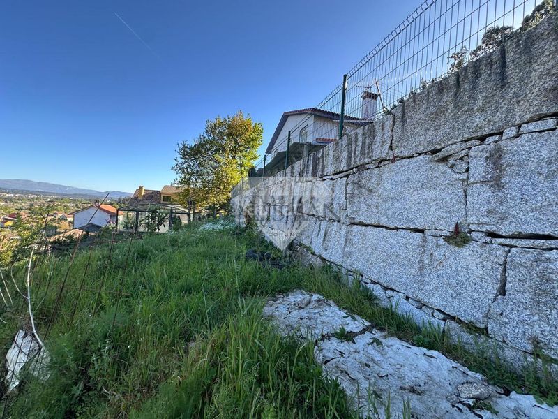 Foto 8042e931-6dc9-4232-8d37-411cd84e36f9. Chalet en Ponteareas