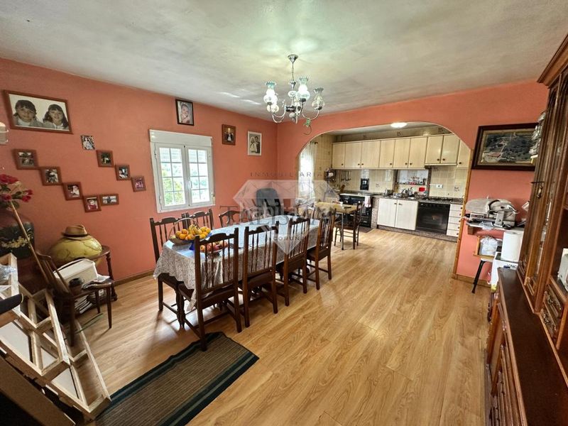 Foto 00152fdc-7d9d-40b1-a52c-efaca532741e. Chalet en Lama (A)