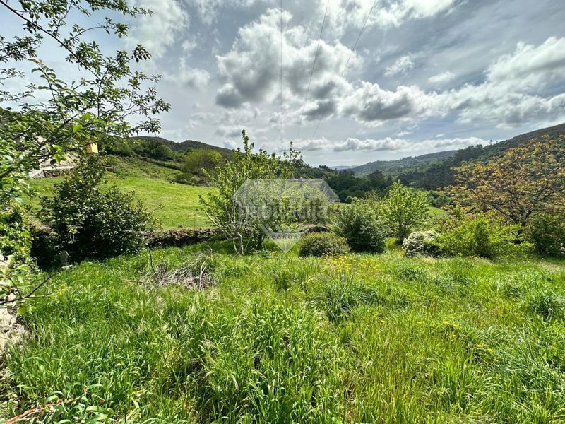 Foto 46cb7456-1387-48c3-97e3-0eeac203b751. Chalet en Lama (A)