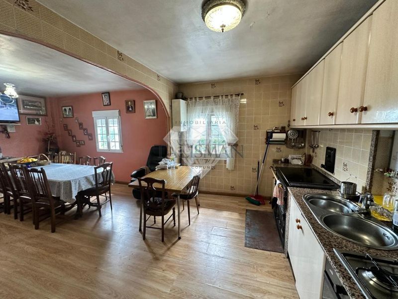 Foto db94bbd6-2faf-45d8-8ad8-ea78cec79104. Chalet en Lama (A)